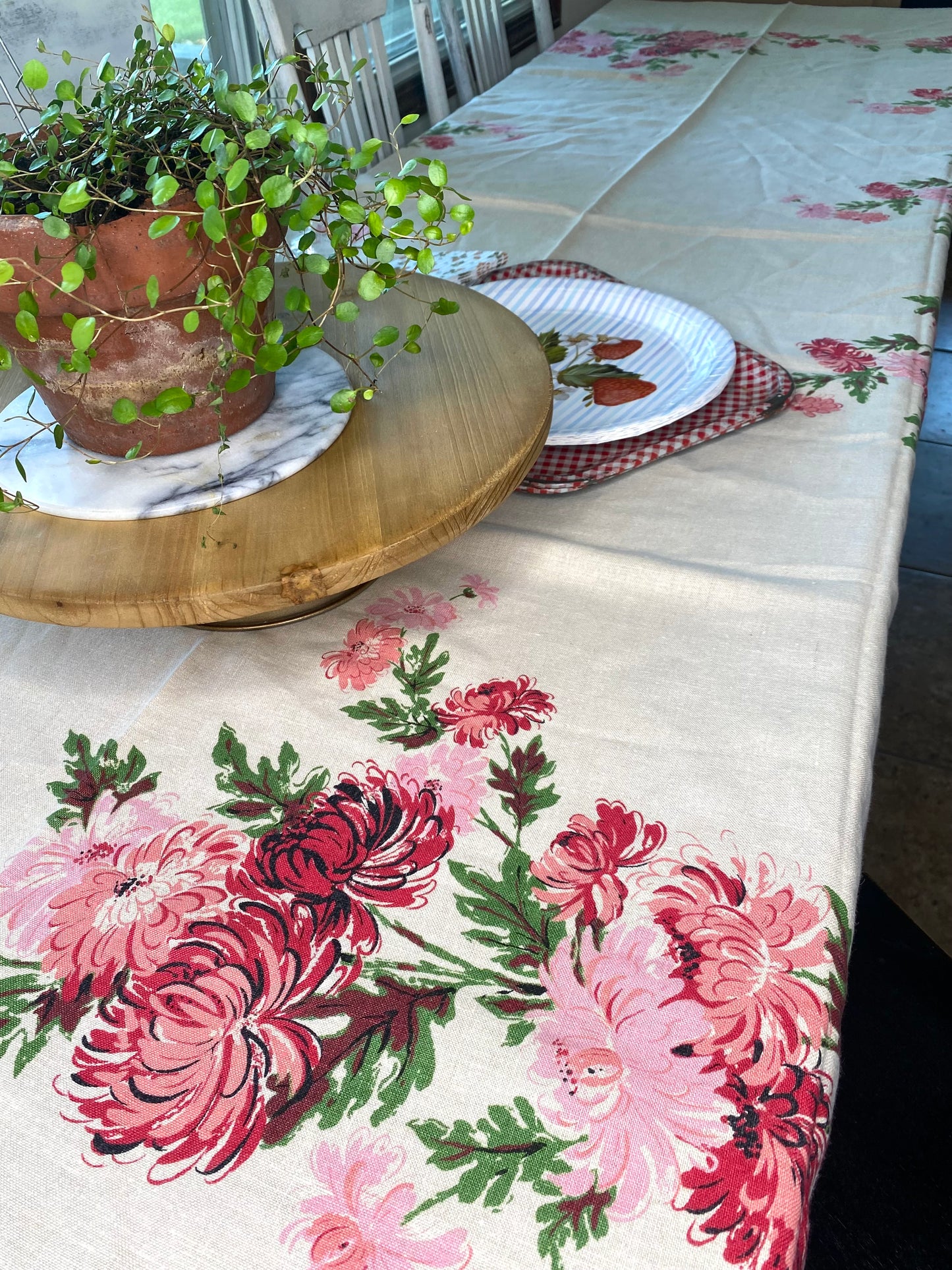 Vintage Floral Table Cloth