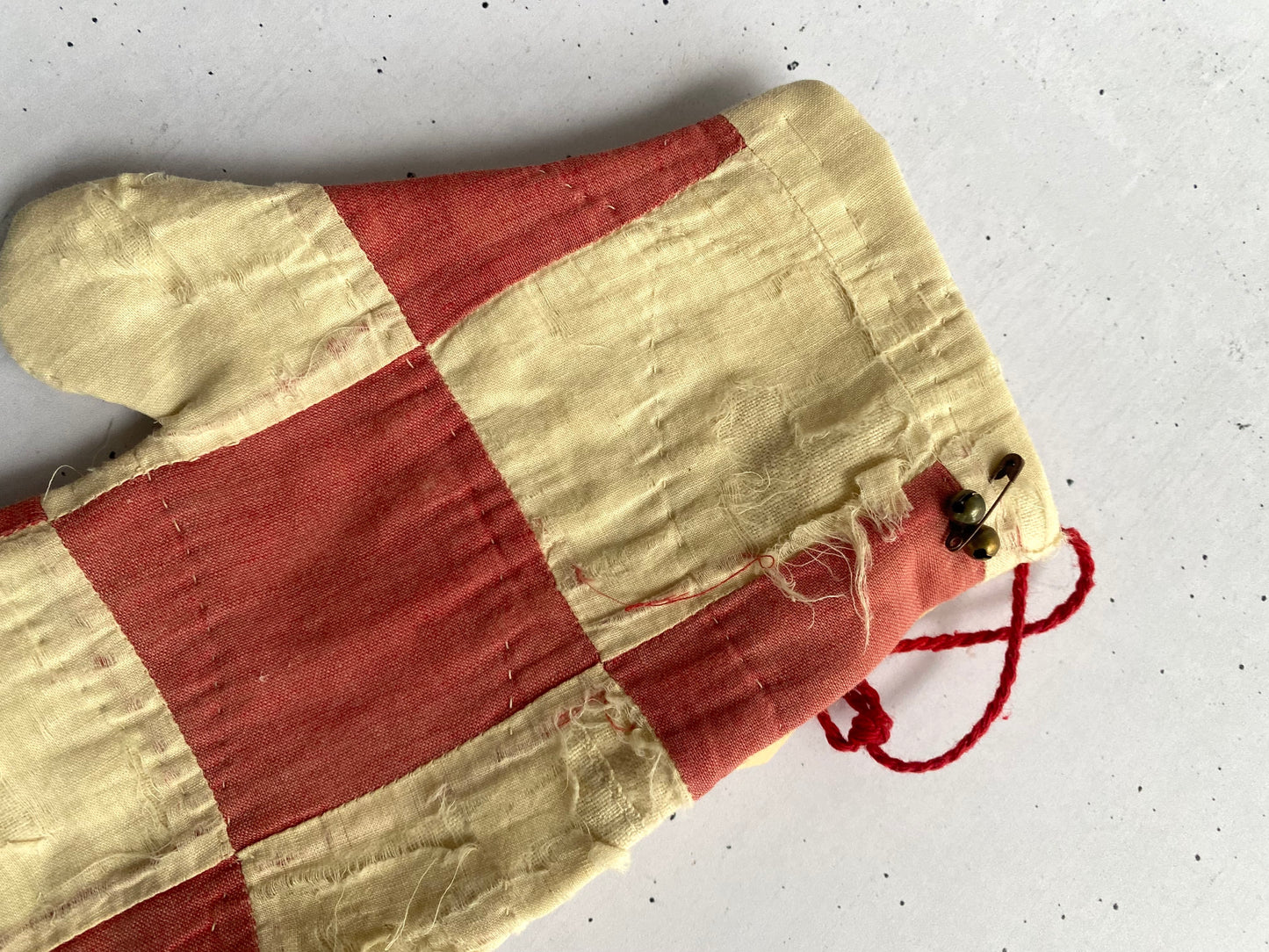 Antique Quilt Mitten