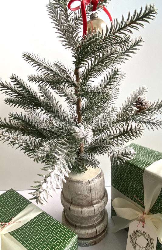 Faux Flocked Tree in Vintage Posts