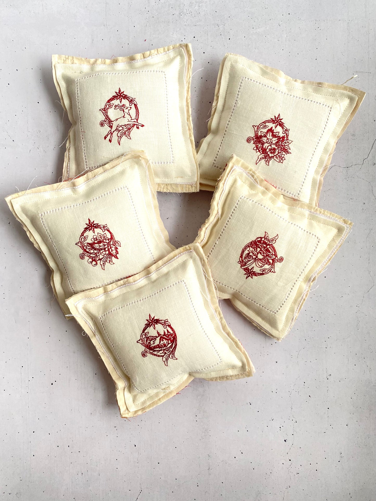 Mini Vintage Quilt & Embroidered Mini Pillows