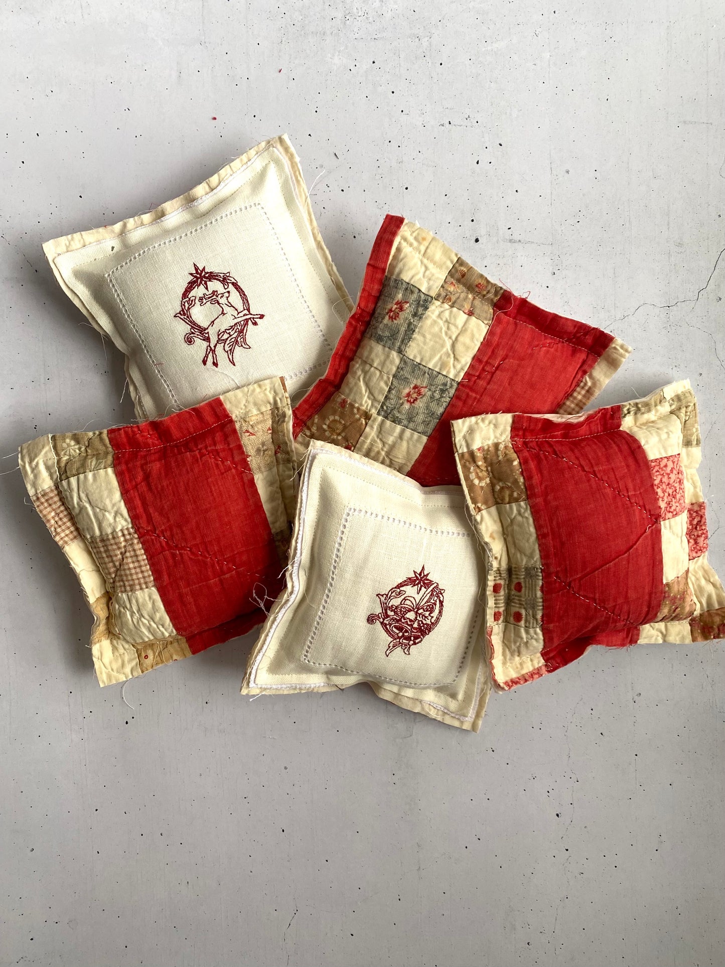 Mini Vintage Quilt & Embroidered Mini Pillows