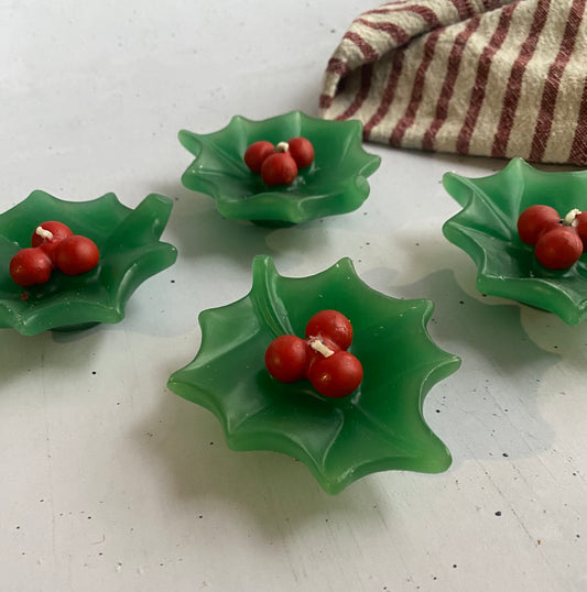 Vintage Holly Floating Candles Set of 4